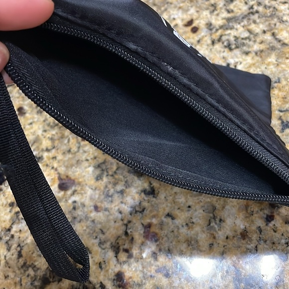 Kamala Harris Pouch - Picture 15 of 15